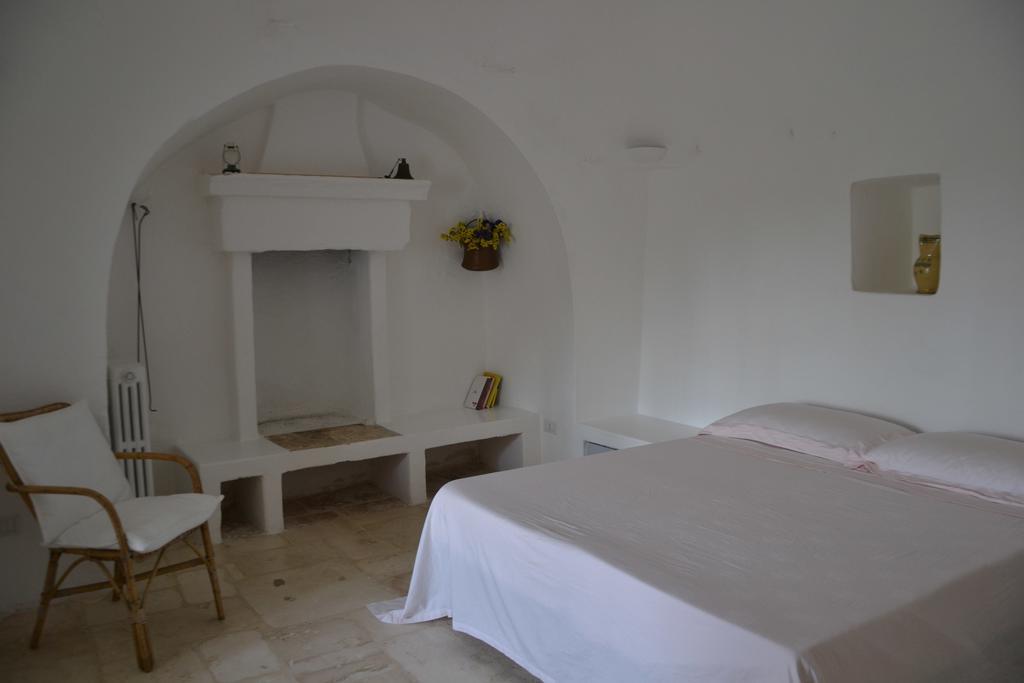 Trullo Piccola Contrada Pensionat Locorotondo Exteriör bild